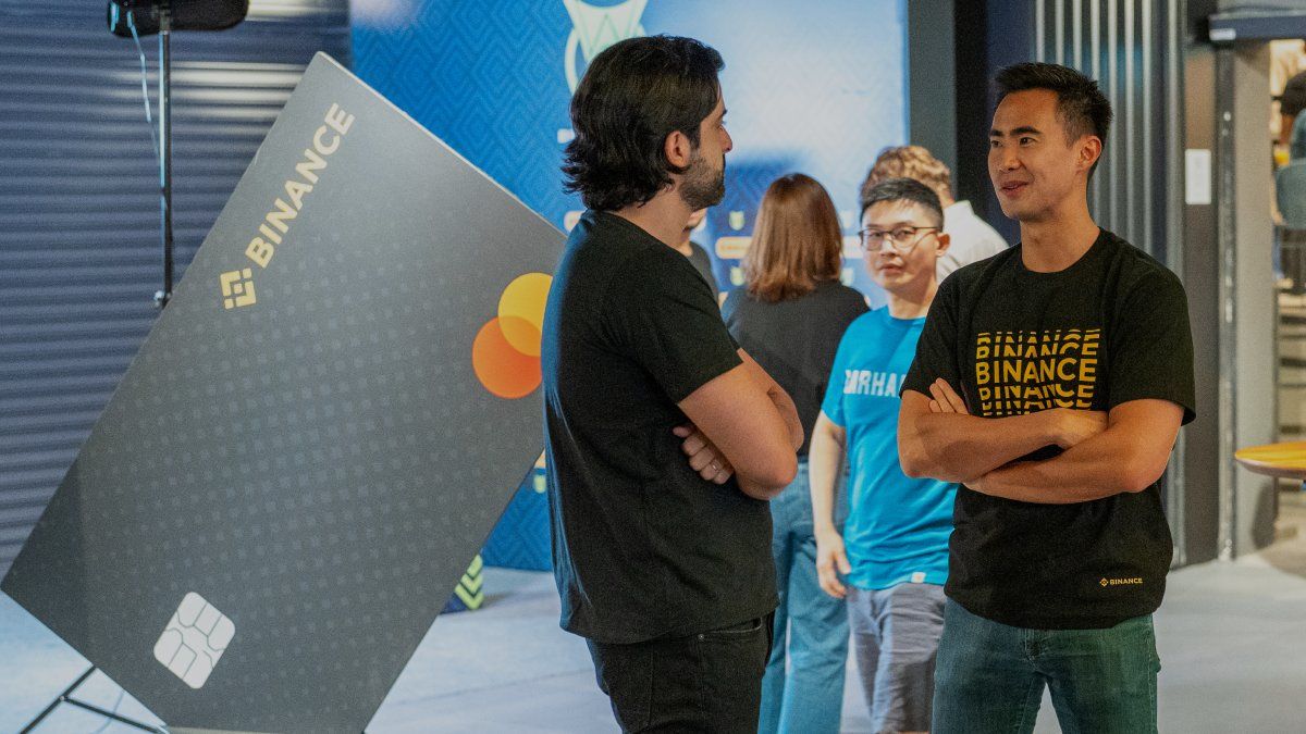 Diretor-geral da Binance conversa com a comunidade durante evento em São Paulo