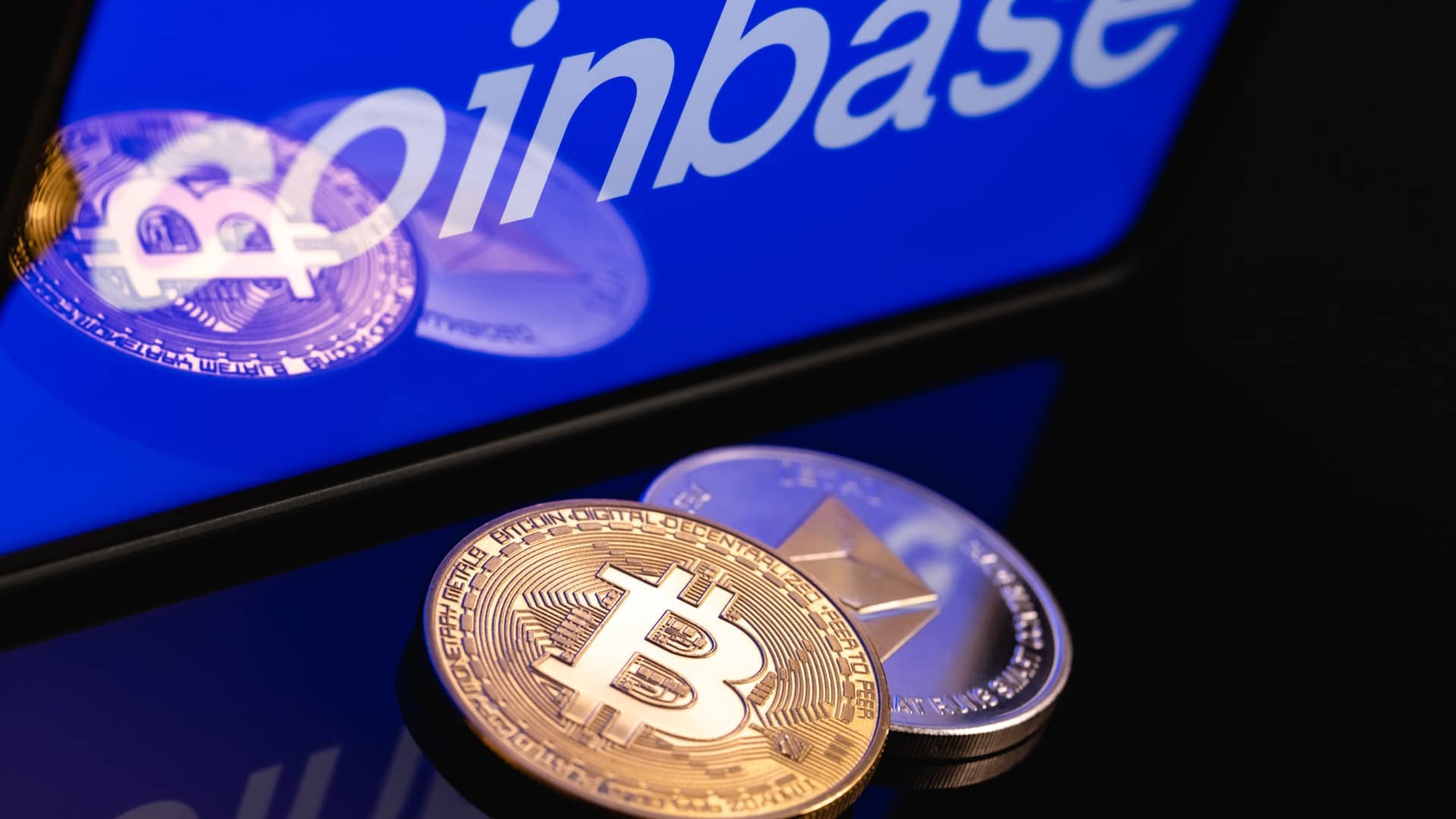 Maior corretora de criptomoedas dos EUA ameaça deixar país