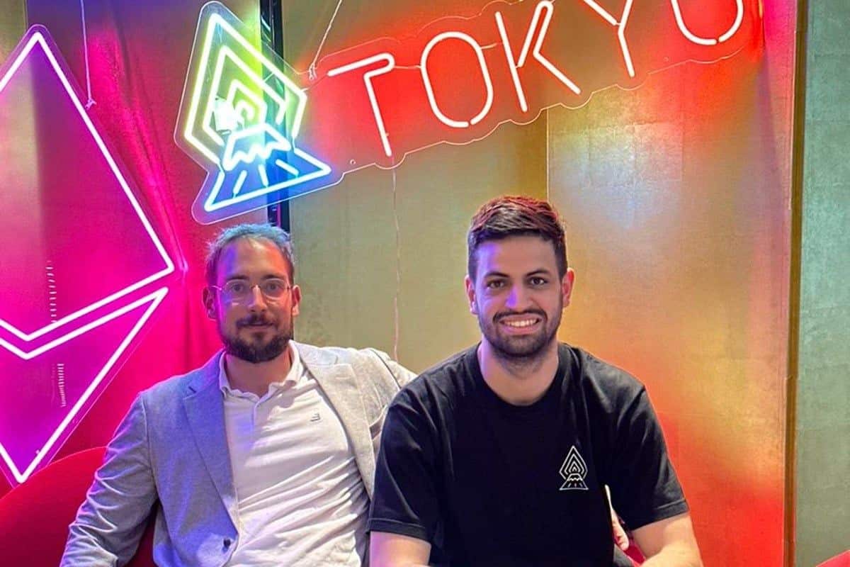 Startup de criptomoedas fundada por brasileiros recebe três prêmios no Japão