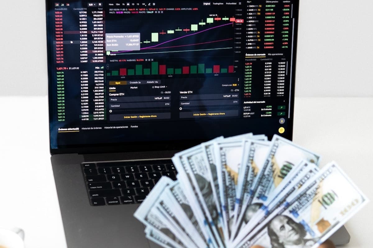 Dono de corretora de criptomoedas que aceitava dinheiro em espécie pode pegar 5 anos de cadeia