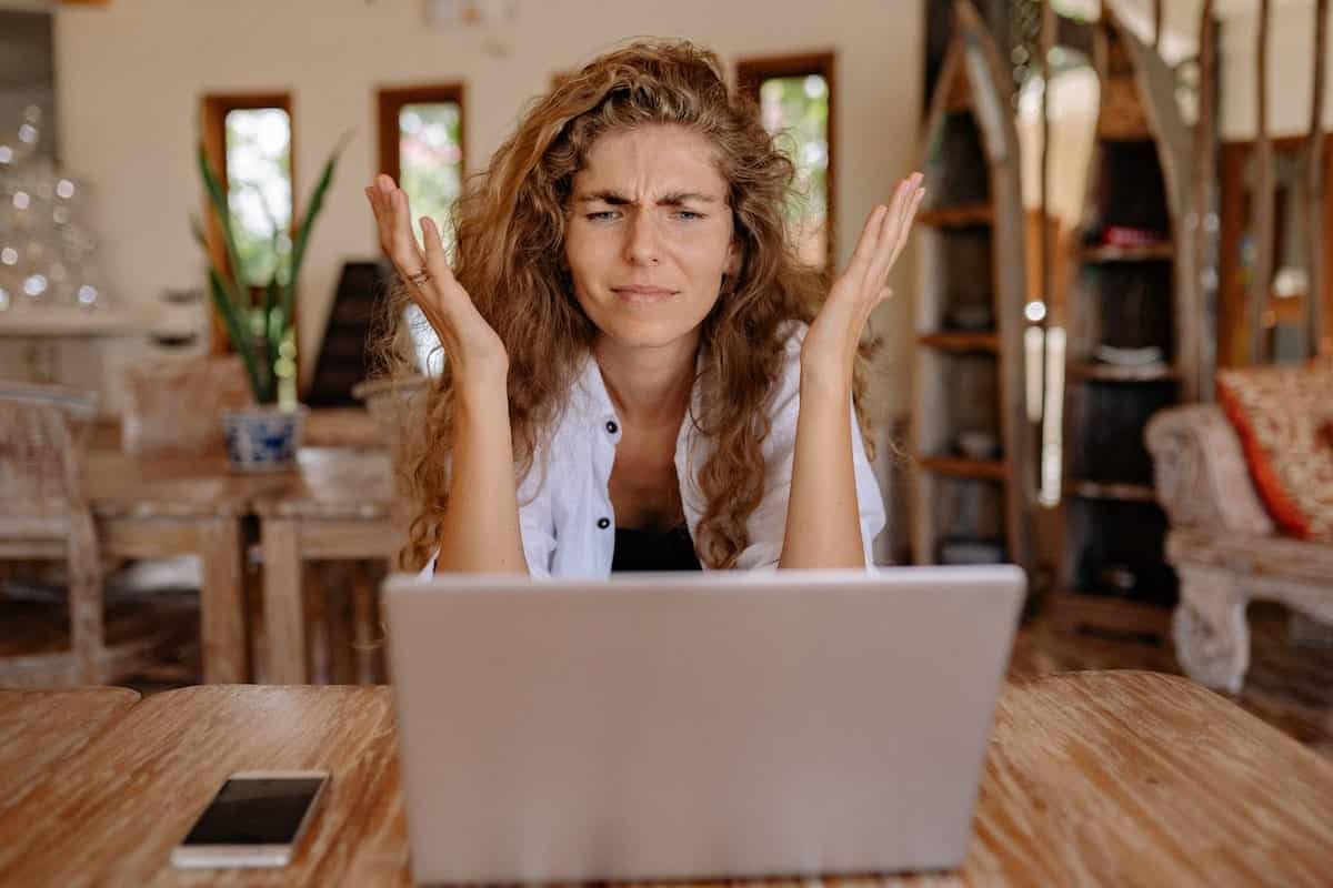 Mulher perde R$ 11,2 milhões em golpe de criptomoedas