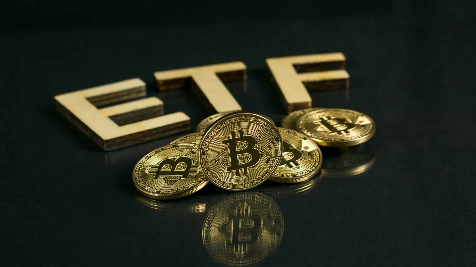 Hong Kong aprova ETFs de Bitcoin e Ethereum