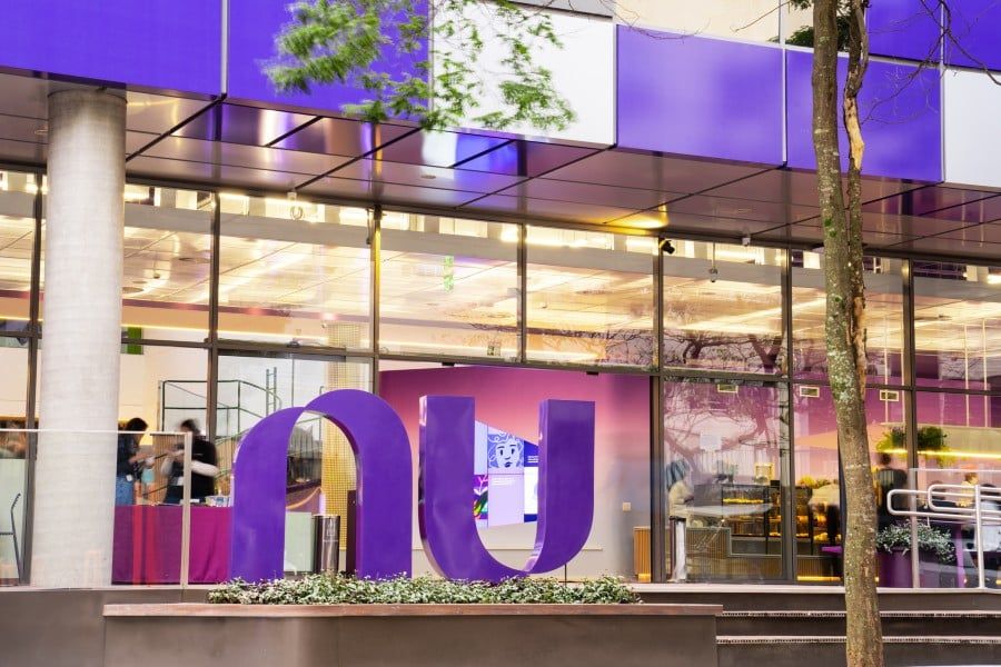 Nubank passa a permitir saques e depósitos de criptomoedas
