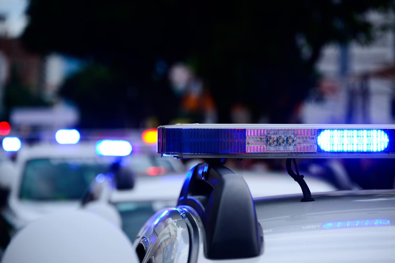 Polícia prende dois suspeitos de sequestrar criança e exigir resgate em criptomoedas