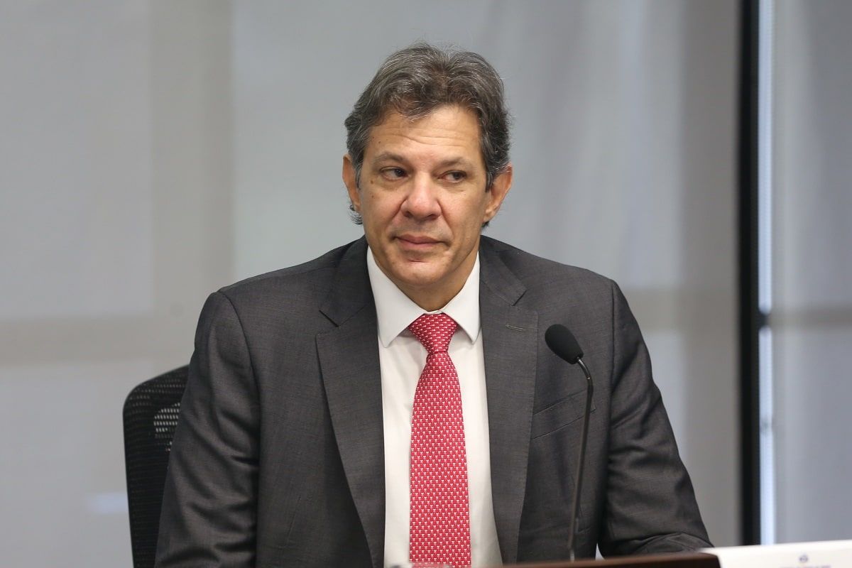 Falsa entrevista na Globo de Fernando Haddad sobre criptomoedas circula no WhatsApp
