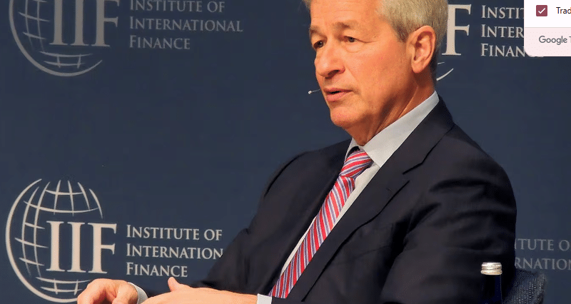 CEO do JPMorgan alerta que tarifas de Trump podem elevar inflação e empurrar EUA para recessão