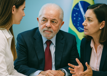 Lula libera servidoras para reunião internacional de criptomoedas no Panamá